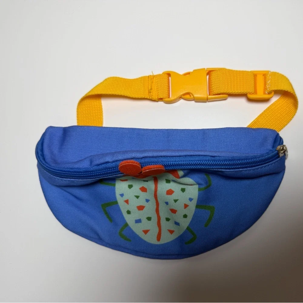 Kids 9” Fanny Pack Hip Waist Blue w/ Beetle, yellow adjustable strap theme park